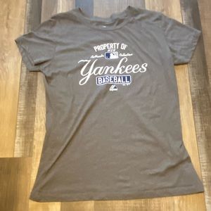Women’s Yankees Short-Sleeve T-shirt